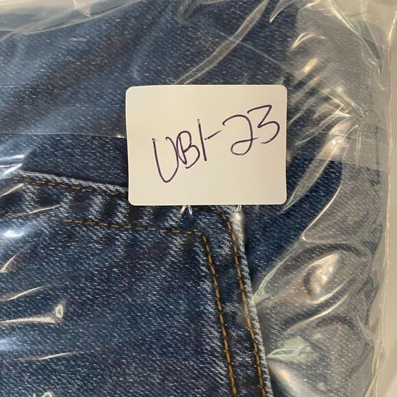 Levi’s Wedgie Straight Women’s Button Fly Raw Hem Size 32 Distressed UB1-23 - Picture 11 of 11